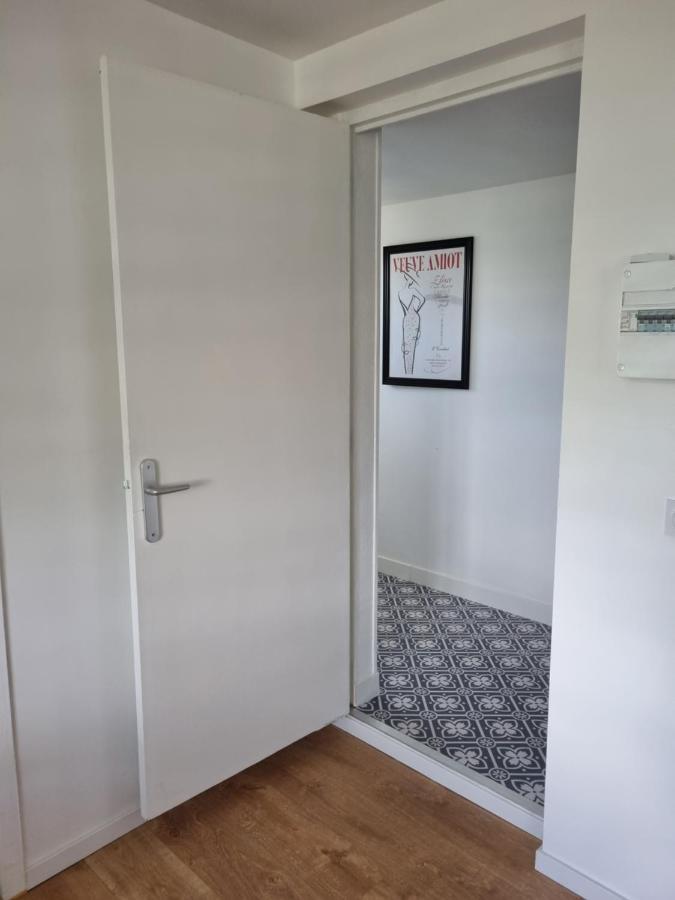 Location Saisonniere Appartement Situe A Saumur Kültér fotó